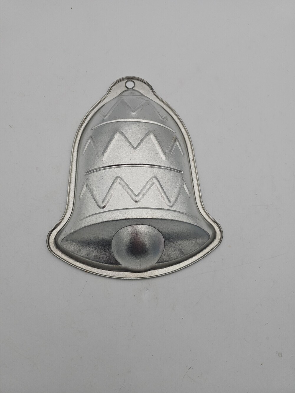 Christmas Bell 8.5 Inch Vintage Wilton Cake Pan